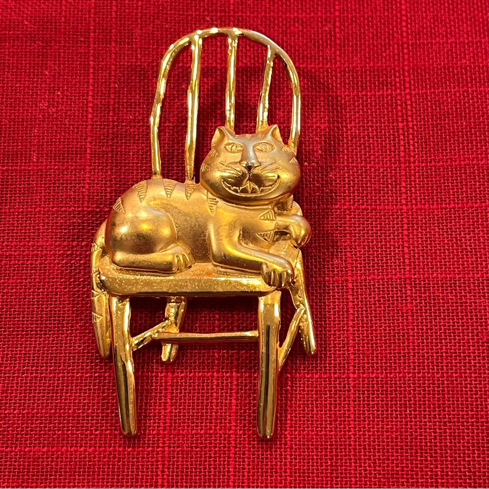 Vintage JJ Signed Brooch/Pin
